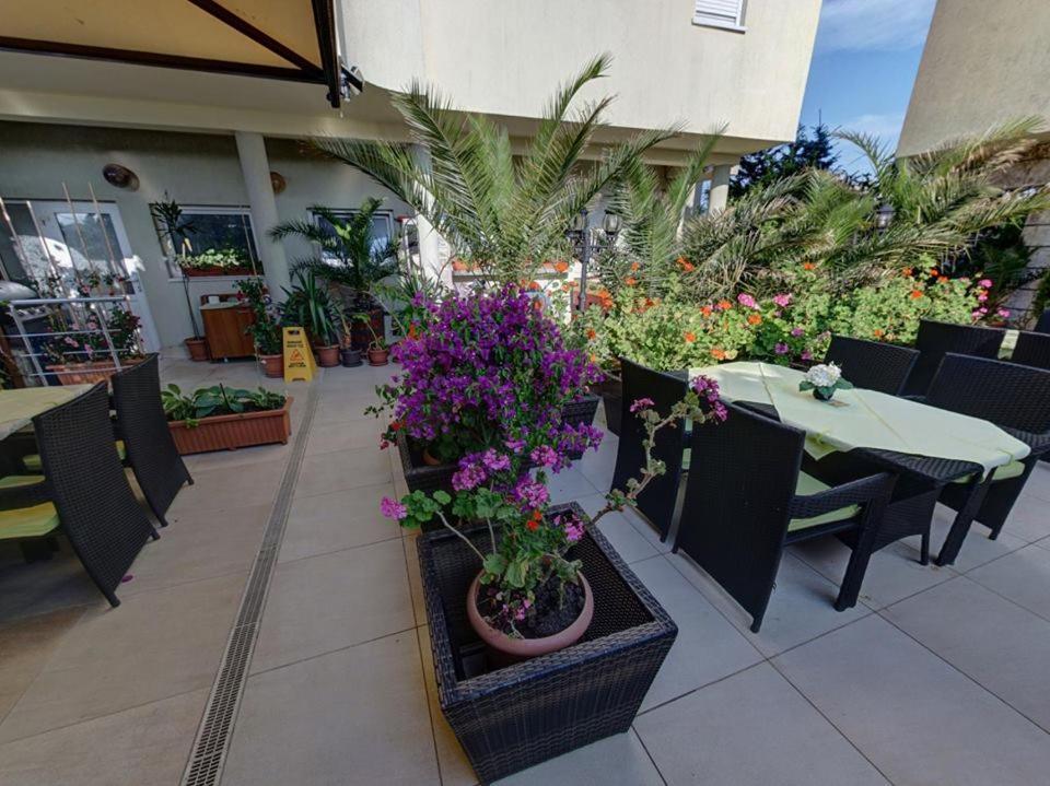 Family Hotel Gogov Sinemoretz Exterior foto