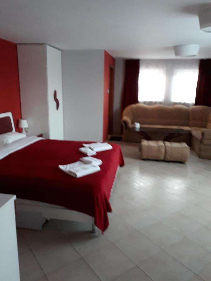 Family Hotel Gogov Sinemoretz Exterior foto